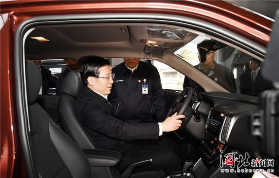 河北省委書記王東峰來滄州明珠調(diào)研 強(qiáng)調(diào)要?jiǎng)?chuàng)新發(fā)展、綠色發(fā)展