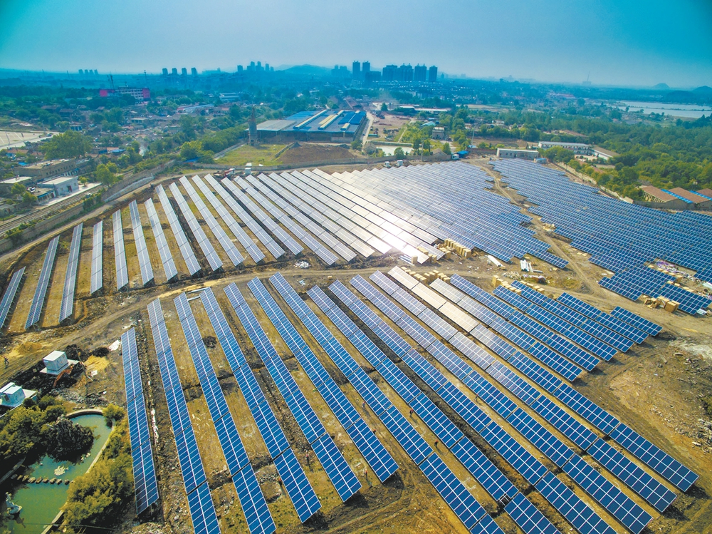 光伏再現產能過剩之憂 輸送與電網負荷安全難題待解