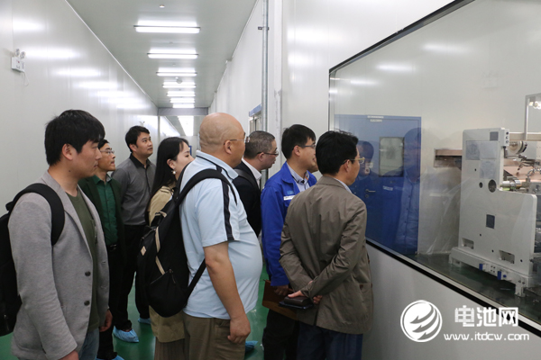 玉皇新能源石墨烯年產能達3噸 今年動力電池產能或達12億WH 玉皇新能源石墨烯年產能達3噸 今年動力電池產能或達12億WH