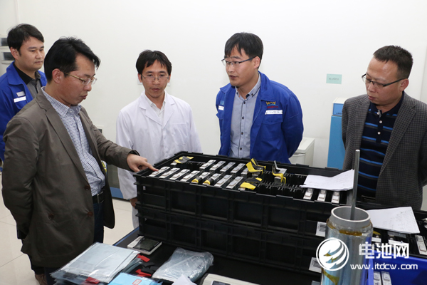 玉皇新能源石墨烯年產能達3噸 今年動力電池產能或達12億WH 玉皇新能源石墨烯年產能達3噸 今年動力電池產能或達12億WH