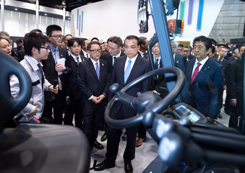 李克強(qiáng)總理參觀豐田汽車廠區(qū)釋放什么信號？