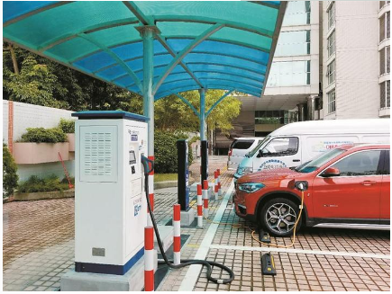 油電混合車(chē)遭遇充電難 市民呼喚充電設(shè)施和相關(guān)配套更給力