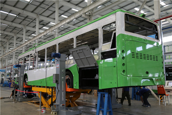 6月將生產K8S純電動雙層巴士 比亞迪客車西安工廠參觀小記