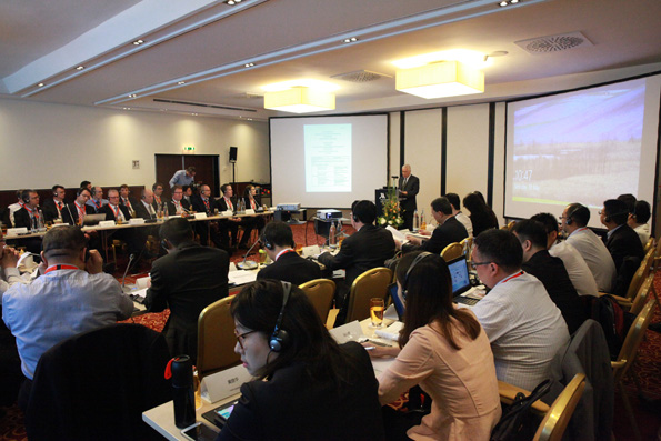 中德電動汽車工作組第六次會議在德國海德堡召開 中德電動汽車工作組第六次會議在德國海德堡召開