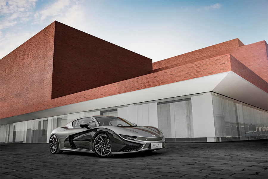 前途汽車首款量產(chǎn)車——前途K50下線 前途汽車首款量產(chǎn)車——前途K50下線