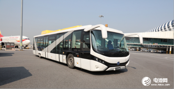 比亞迪獲深圳機場首批純電動擺渡車訂單