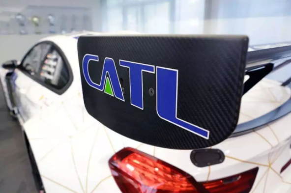 全球四大動(dòng)力電池巨頭“產(chǎn)品評(píng)測(cè)”：寧德時(shí)代排名第幾？