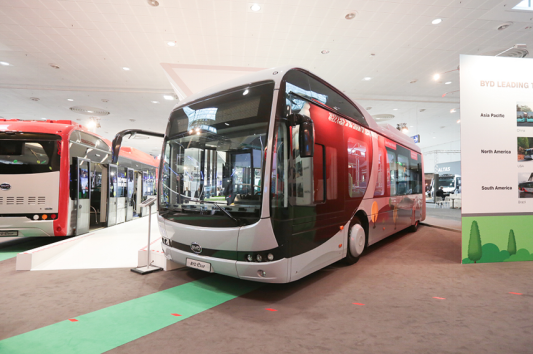 多項(xiàng)黑科技“加持”！比亞迪在德國發(fā)布中國首款“模塊化”電動巴士
