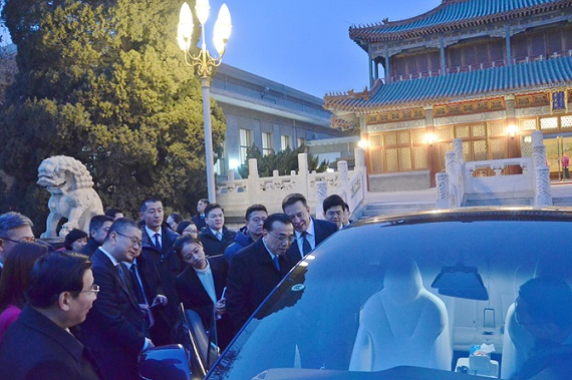 李克強(qiáng)總理會(huì)見(jiàn)馬斯克 特斯拉要拿中國(guó)“綠卡”