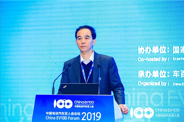 中國(guó)工程院院士孫逢春