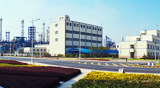 巨化股份：年報(bào)預(yù)增113%-136% 氟化工景氣高位回落