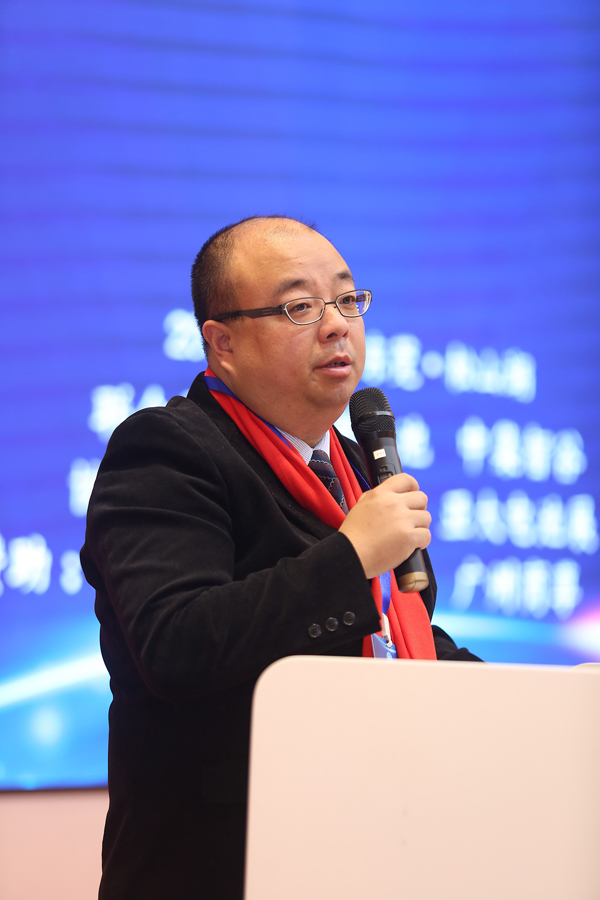 東莞市創(chuàng)明電池技術(shù)有限公司總經(jīng)理嚴(yán)小波 東莞市創(chuàng)明電池技術(shù)有限公司總經(jīng)理嚴(yán)小波