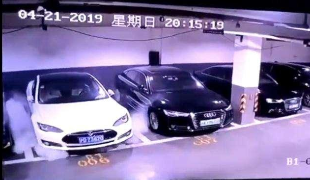 拒絕特斯拉式自燃 未來的電動車電池應(yīng)該是這樣的 拒絕特斯拉式自燃 未來的電動車電池應(yīng)該是這樣的