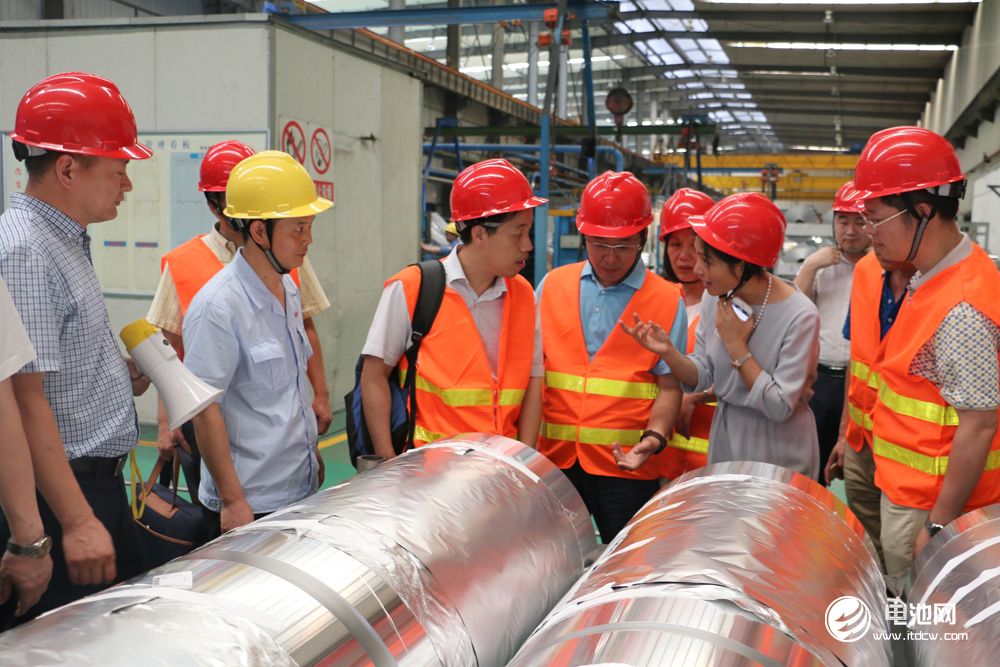 鼎勝新材 鼎勝新材