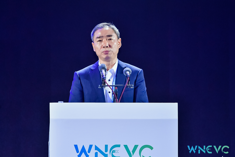 工業(yè)和信息化部黨組成員、副部長辛國斌