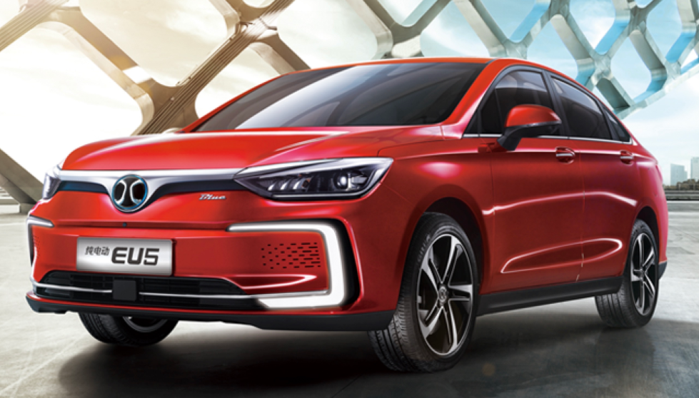 北京汽車欲強(qiáng)化自主品牌實現(xiàn)彎道超車 上半年新能源車銷5.4萬輛