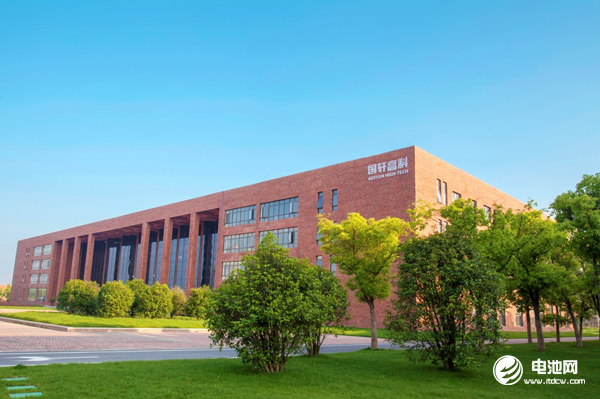 上半年鐵鋰EV乘用車18%續航超400km 預計今年鐵鋰裝機量提升至4Gwh