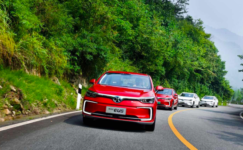 銷量，雙資質(zhì)企業(yè),造車進展,銷量,破產(chǎn)