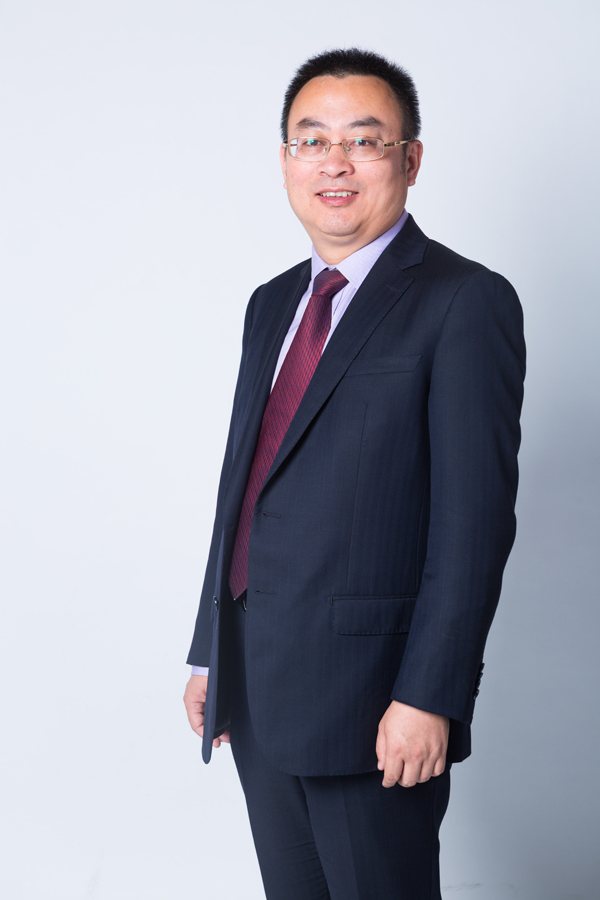 第9屆(2019年)中國(guó)電池行業(yè)年度人物:王正偉 第9屆(2019年)中國(guó)電池行業(yè)年度人物:王正偉