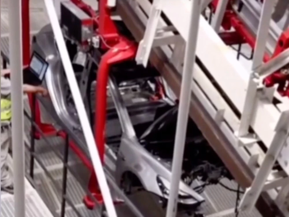 特斯拉上海3號超級工廠視頻截圖 圖/騰訊汽車