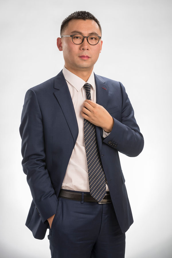 2019年中國電池行業首席品牌官:曾玓 2019年中國電池行業首席品牌官:曾玓