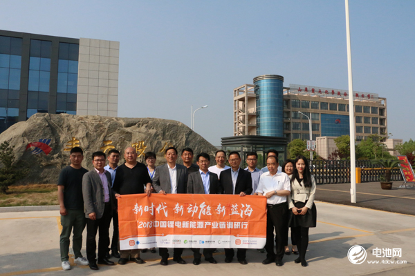 豐元股份三季度營收1.22億 擬5.85億投建年產1萬噸高鎳三元材料項目 豐元股份三季度營收1.22億 擬5.85億投建年產1萬噸高鎳三元材料項目