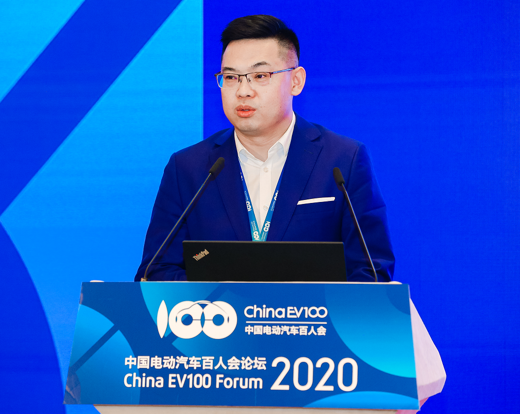 蜂巢能源總裁楊紅新：呼吁全行業投入到車規級標準制定中來