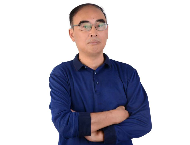 天津金牛電源材料有限責任公司副總經理孫新華