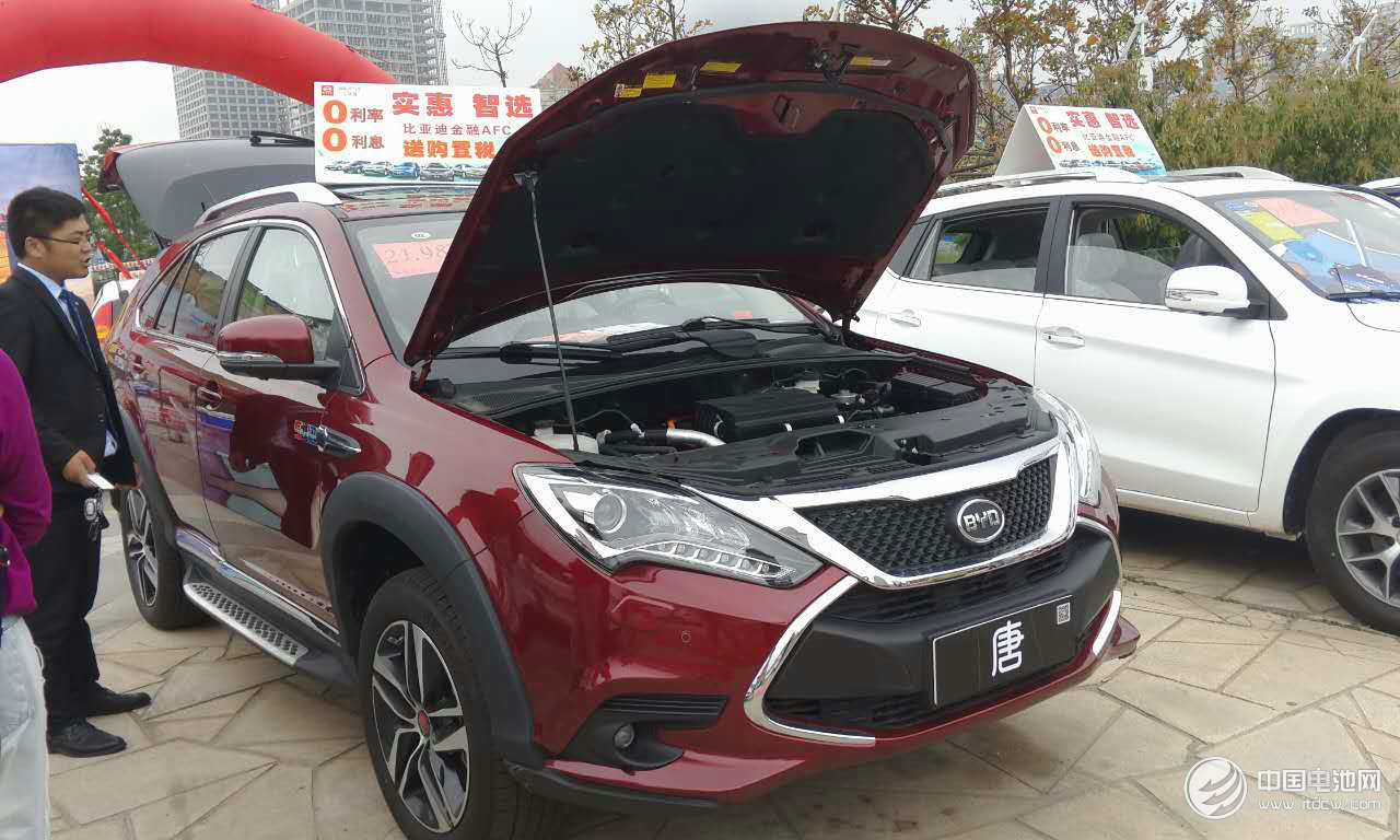 新能源汽車(chē)以換代修怎么破 維修人才短缺日漸暴露