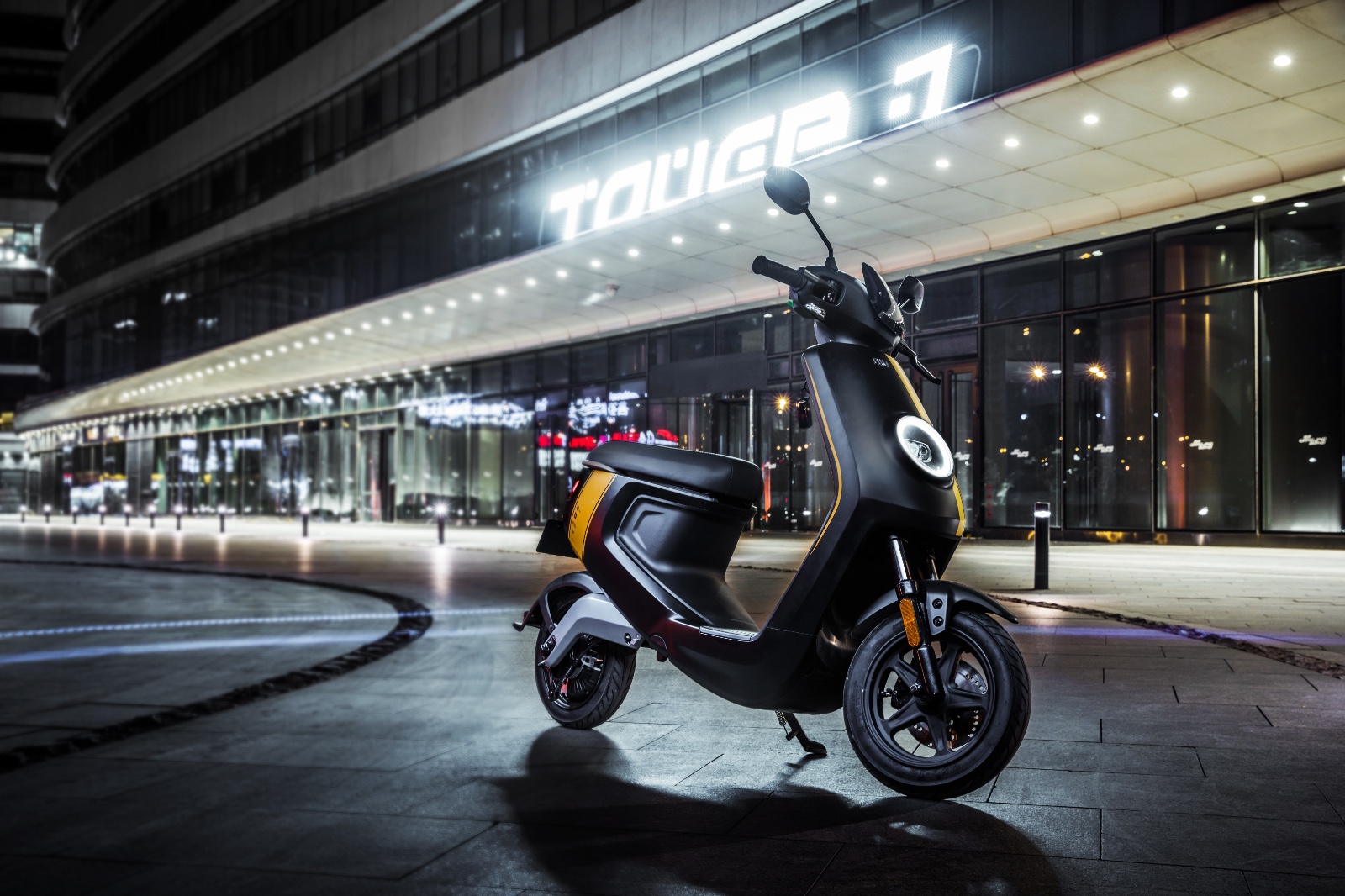 小牛電動 小牛電動