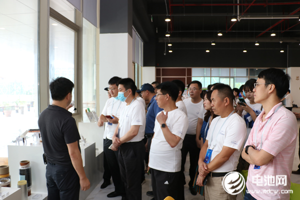 電池百人會企業家一行調研考察中俄研究院