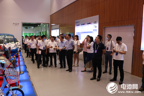 電池百人會企業家一行調研考察天能集團