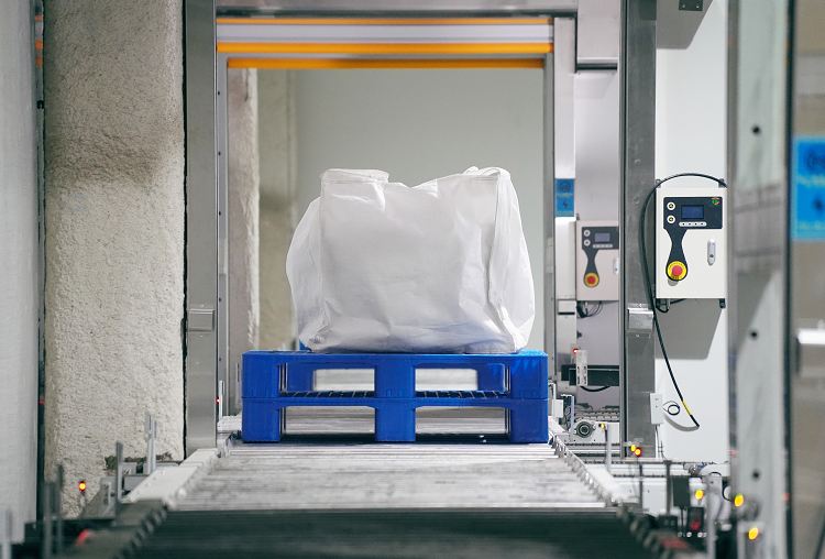 蜂巢能源無鈷正極材料批量下線 第一批無鈷電池或將6月量產