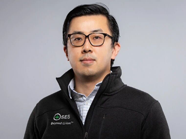 SES創始人兼首席執行官胡啟朝博士