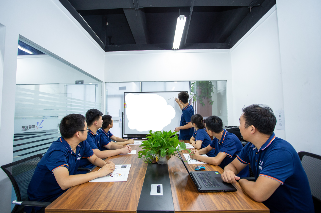 暉耀激光：精密激光設(shè)備及自動(dòng)化解決方案供應(yīng)商