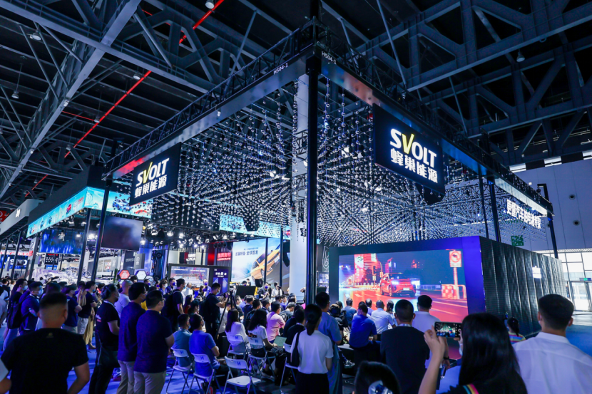 全球首款無鈷電池量產裝車 蜂巢能源引領電池行業(yè)進入無鈷時代