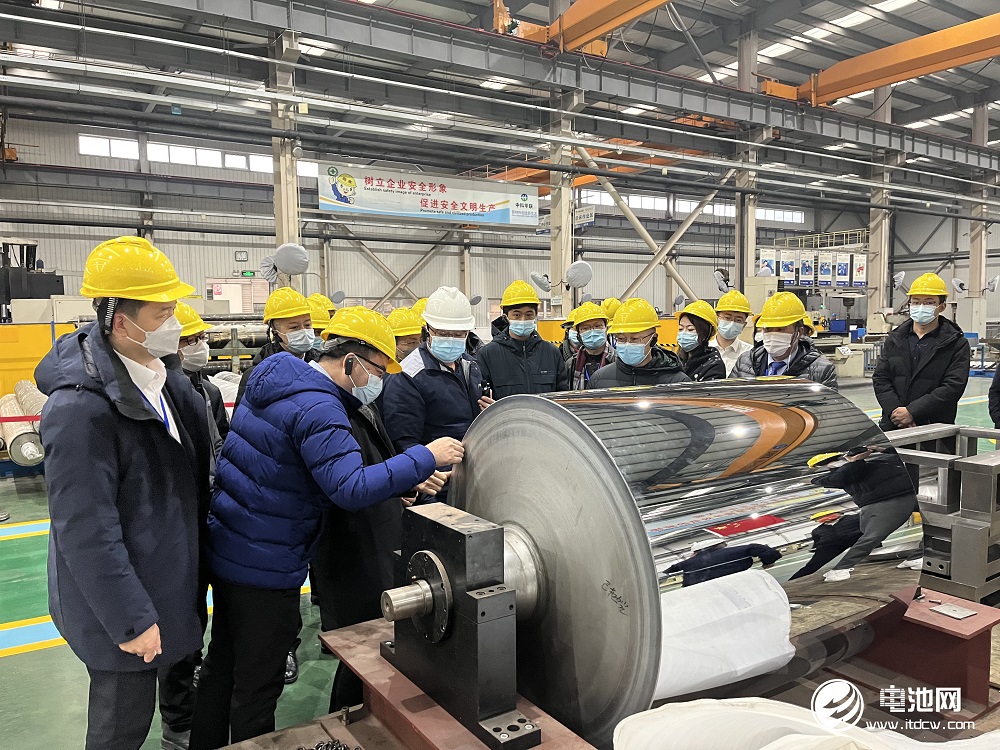 與會嘉賓參觀中科華聯