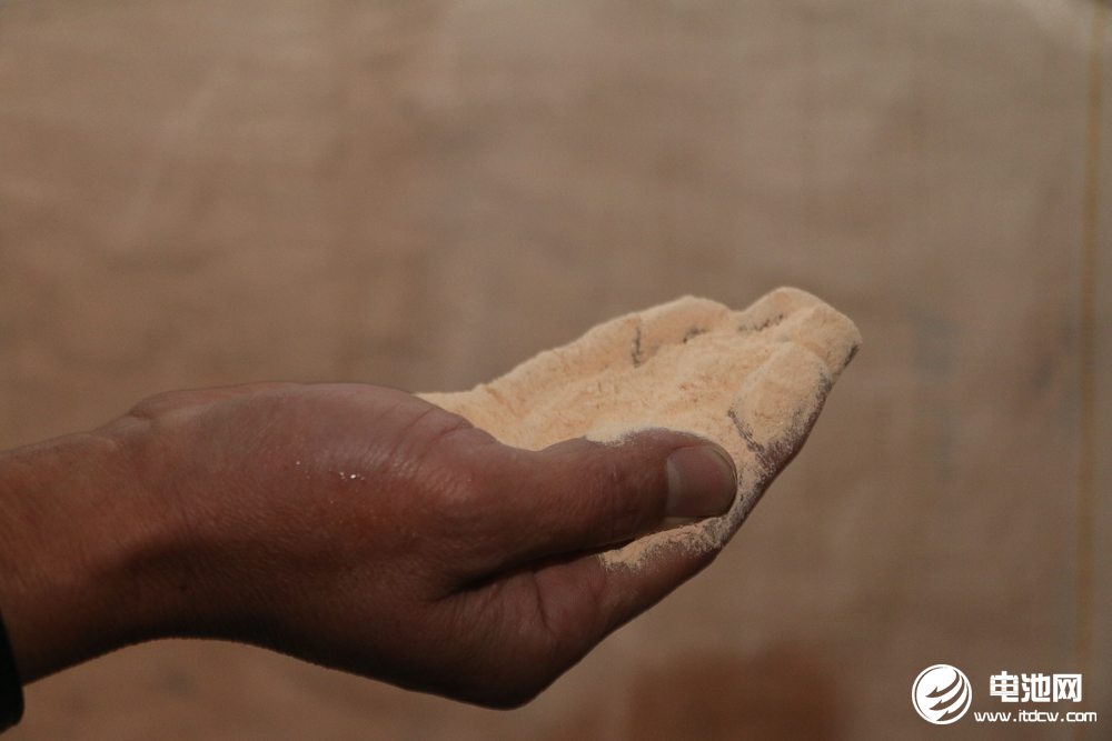 鋰精礦拍出5650美元/噸天價!鋰鹽價格還會漲嗎? 鋰精礦拍出5650美元/噸天價!鋰鹽價格還會漲嗎?