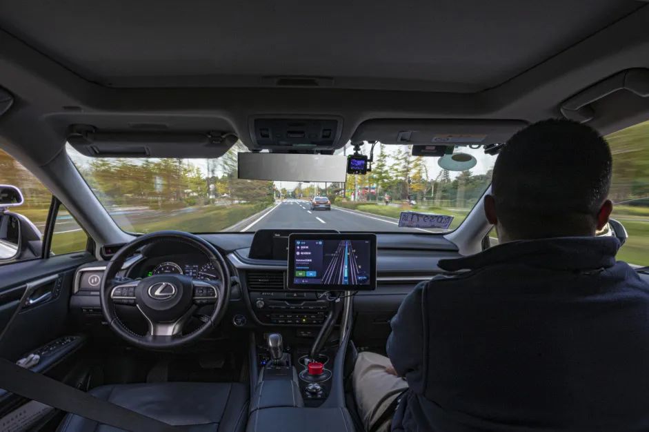 主駕可無人！全國首個乘用車無人化運營試點在北京開放