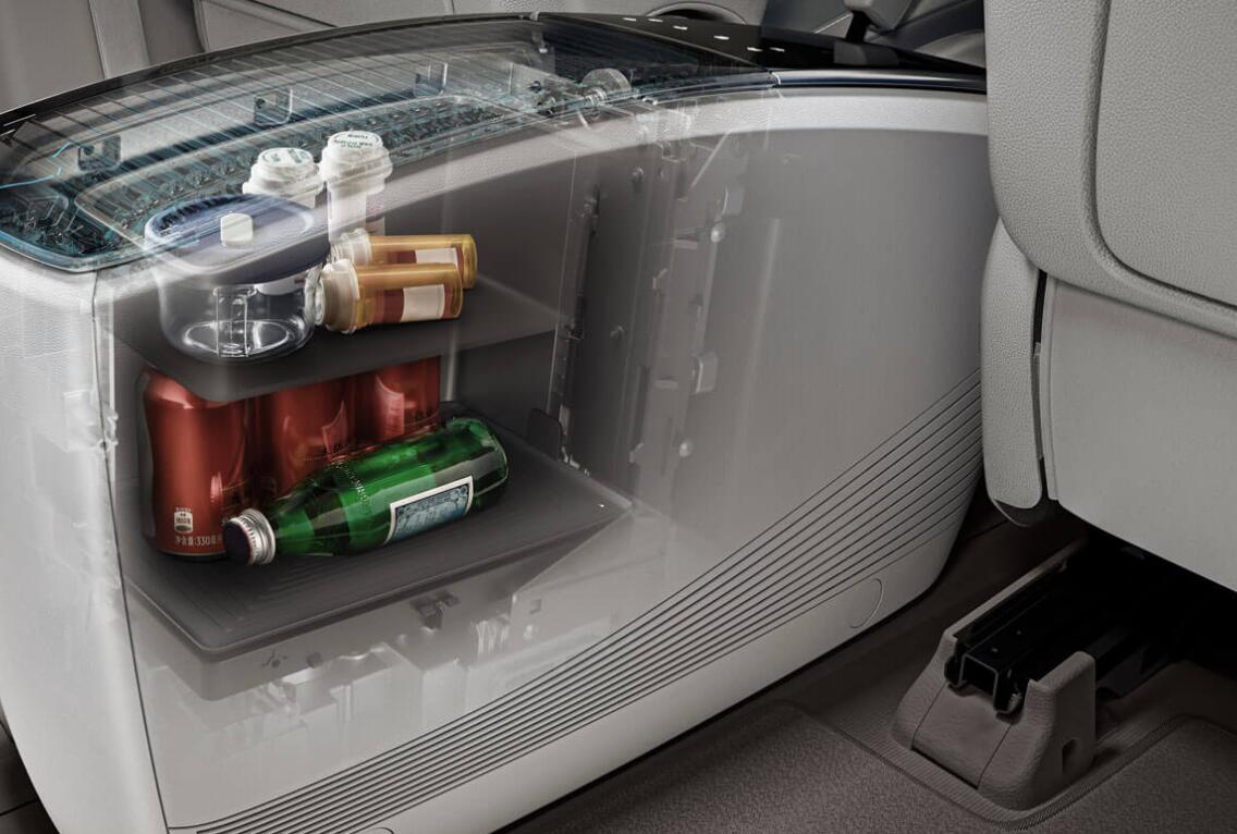 全球首款純電動MPV榮威iMAX8 EV開啟預(yù)售