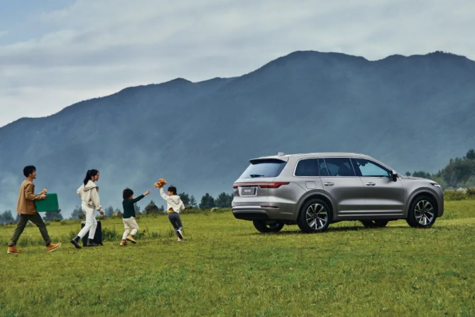 現(xiàn)金儲備達(dá)536.5億!這家造車新勢力第二季度營收超87.3億