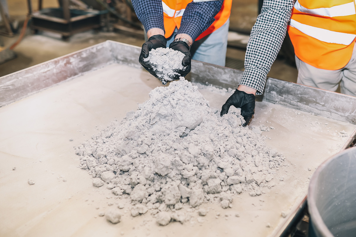 【正極材料周報(bào)】容百科技/云南裕能正極材料項(xiàng)目投產(chǎn)！天齊鋰業(yè)獲LG化學(xué)氫氧化鋰長(zhǎng)單