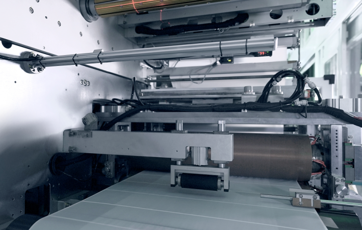 短刀電池迎來最佳搭檔 蜂巢能源發布最新一代疊片技術