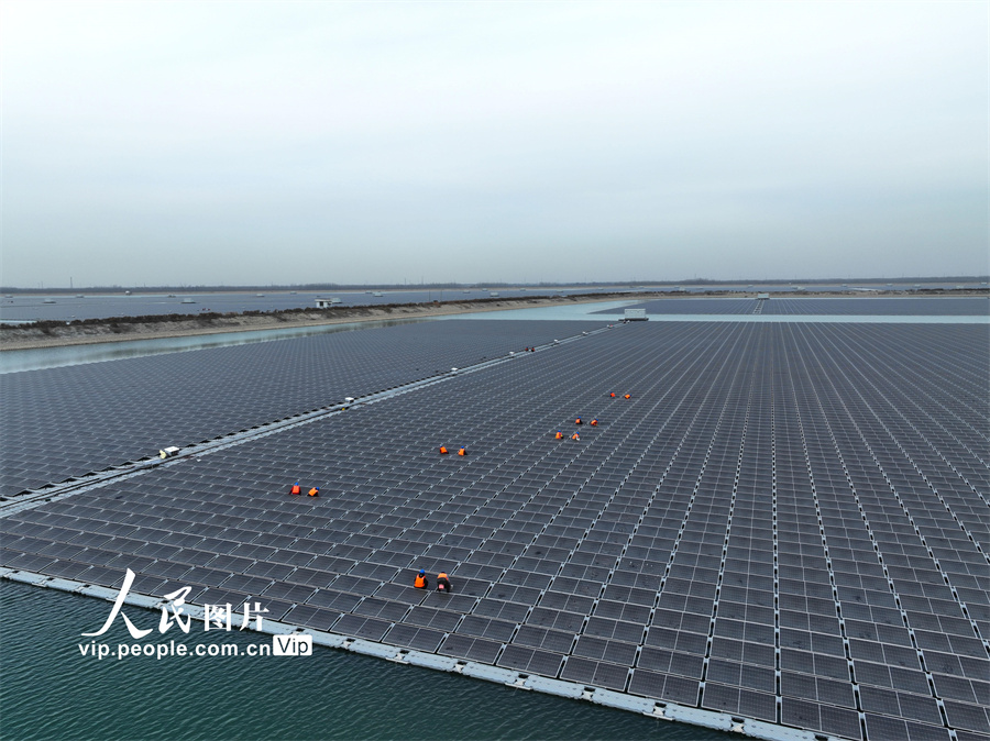 山東聊城:202兆瓦水上漂浮式光伏電站即將投產發電 山東聊城:202兆瓦水上漂浮式光伏電站即將投產發電