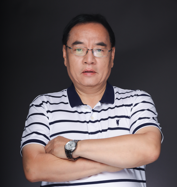 北京大學化學與分子工程學院教授其魯 北京大學化學與分子工程學院教授其魯