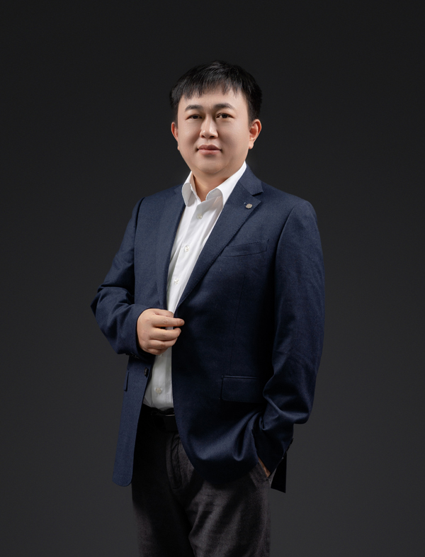 青島中科華聯新材料股份有限公司董事長郅立鵬