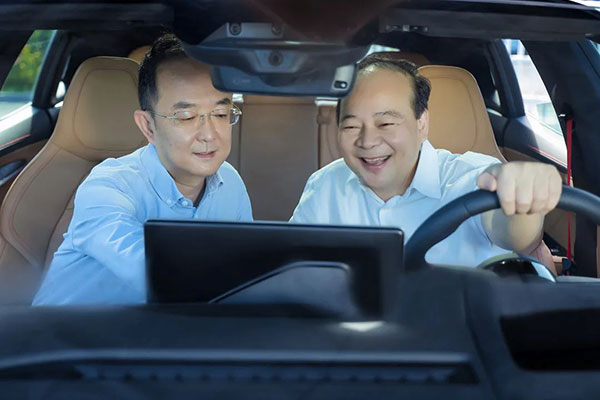 續(xù)航里程首超1000公里 麒麟電池首發(fā)落地極氪001車型交付 續(xù)航里程首超1000公里 麒麟電池首發(fā)落地極氪001車型交付