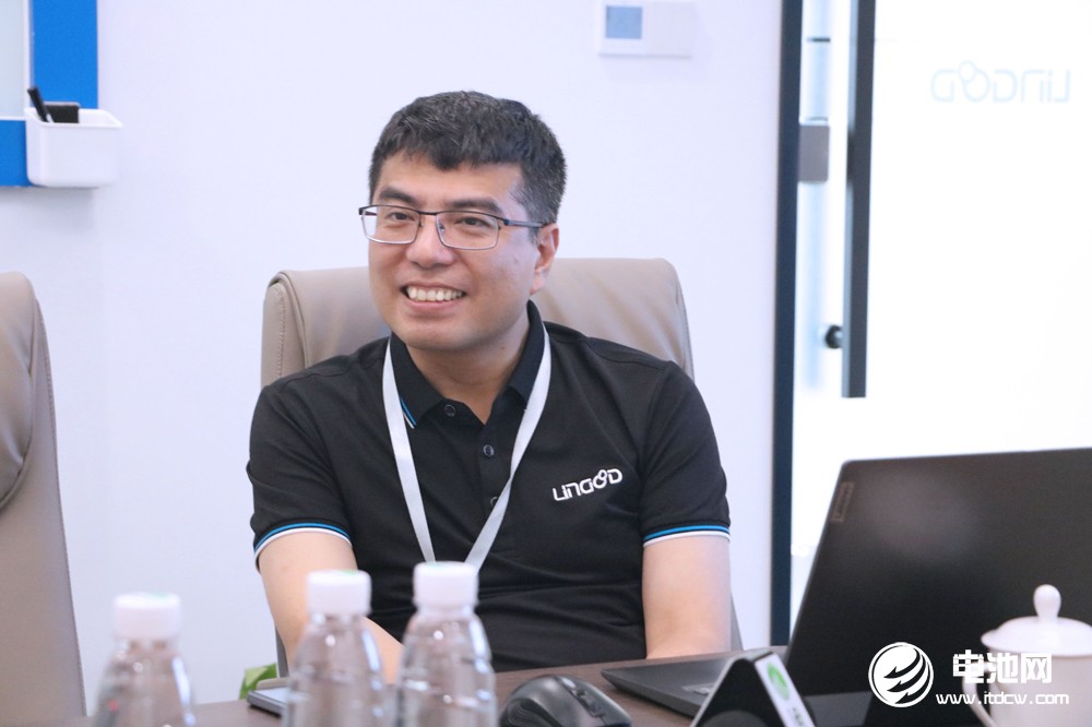 中關(guān)村新型電池技術(shù)創(chuàng)新聯(lián)盟秘書長于清教一行參觀考察靈鴿科技 中關(guān)村新型電池技術(shù)創(chuàng)新聯(lián)盟秘書長于清教一行參觀考察靈鴿科技