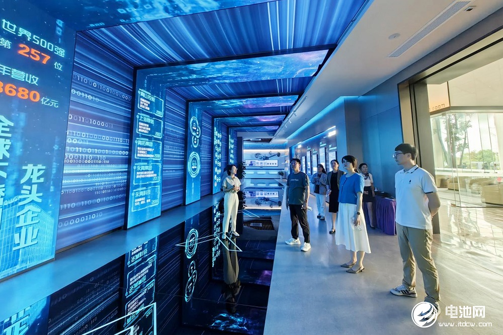 中關村新型電池技術創新聯盟秘書長于清教一行調研、考察瑞浦蘭鈞