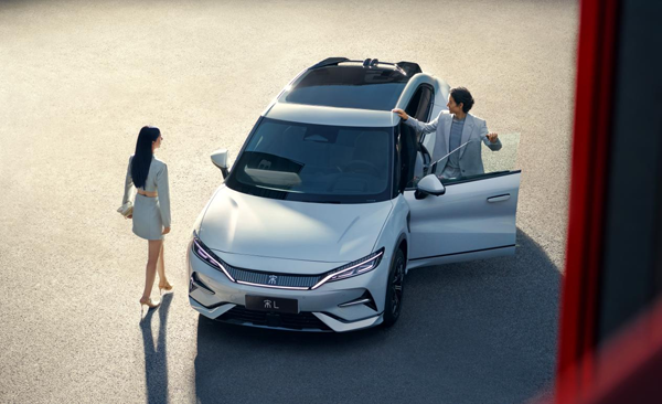 震撼價格！入門滿配！宋L 領潮上市18.98萬元起！